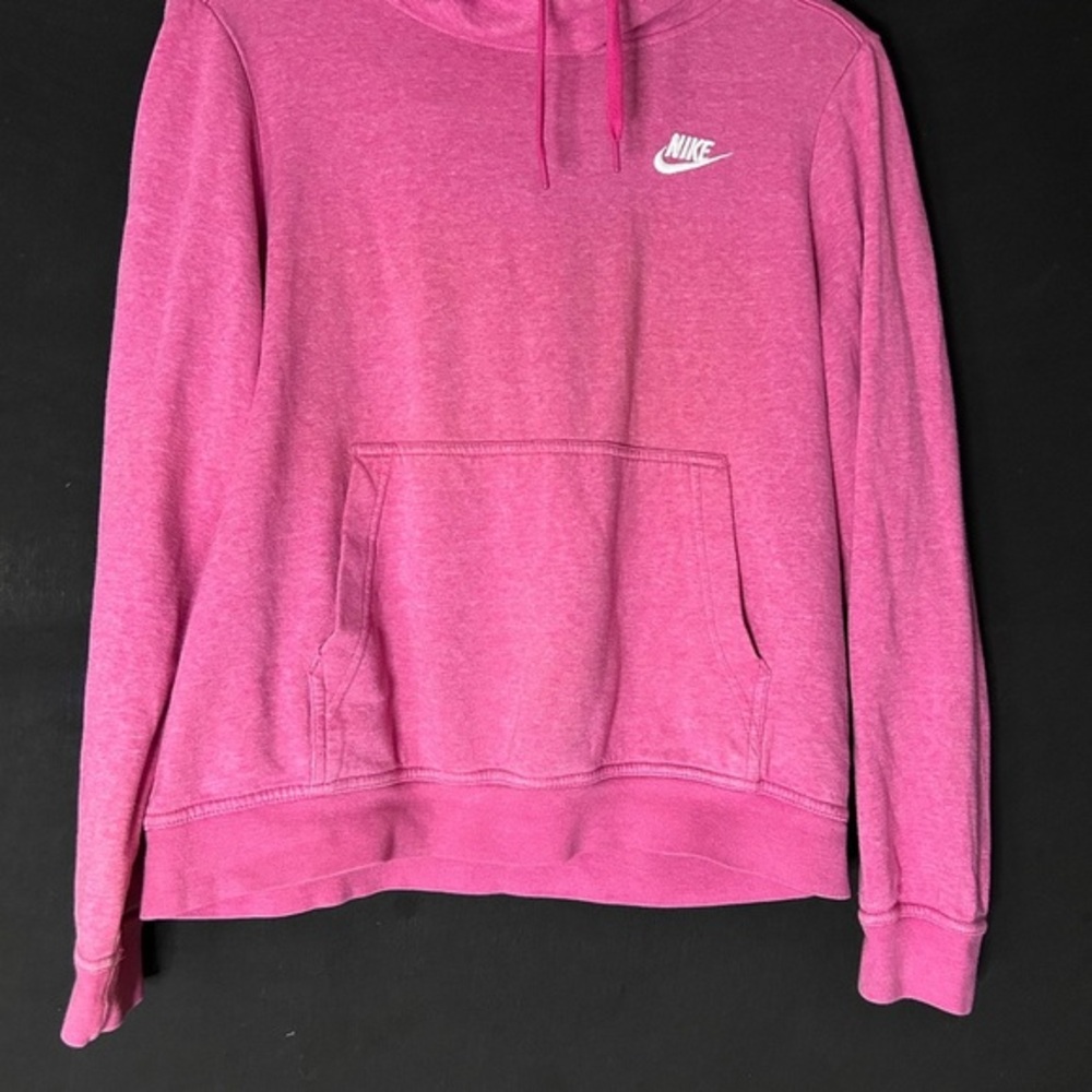 Nike Women's Vibrant Pink Sweatshirt